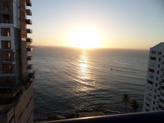 Apartamento Edificio Marina Del Rey Cartagena