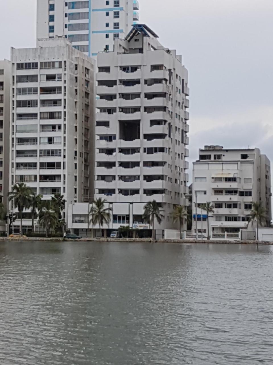 Edificio Marina Del Rey Cartagena